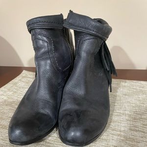 Ankle boots